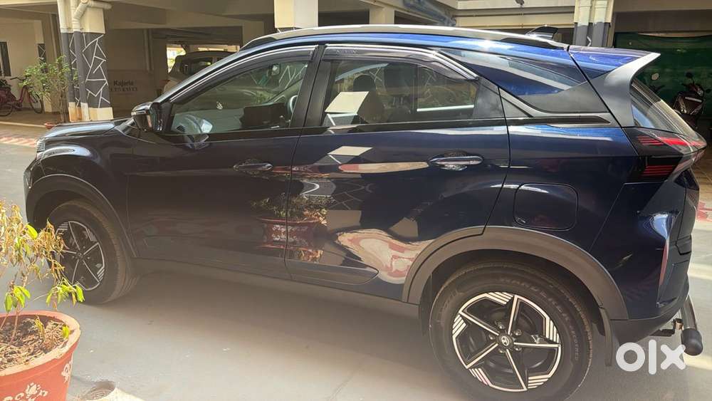 Tata Nexon Crt +s Petrol Amt 2026