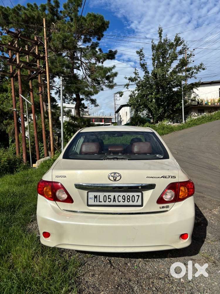 Toyota Corolla Altis 2010