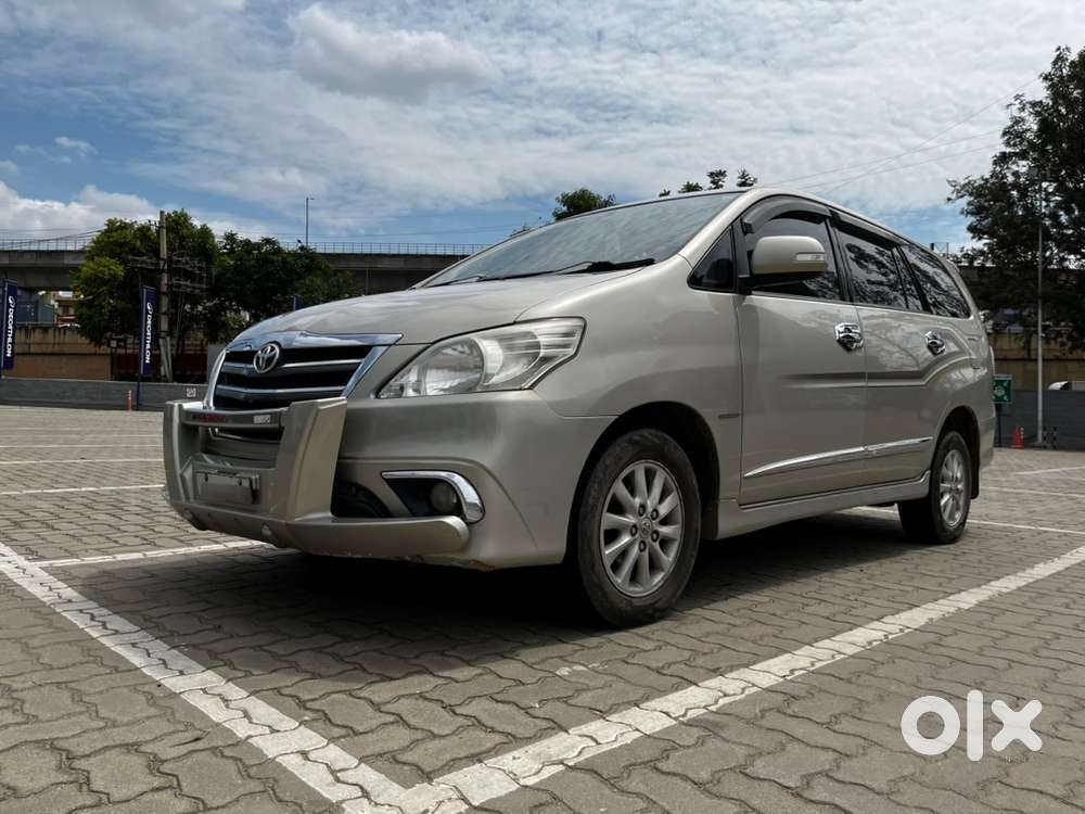 Toyota Innova Diesel 2014