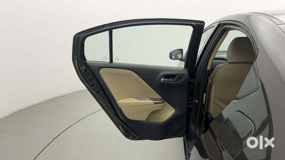 Honda City I-vtec S, 2016, Petrol