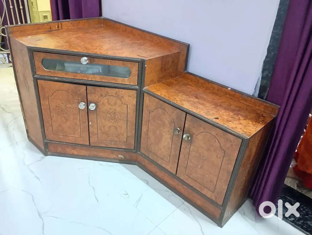 L - Shape Counter for sale
