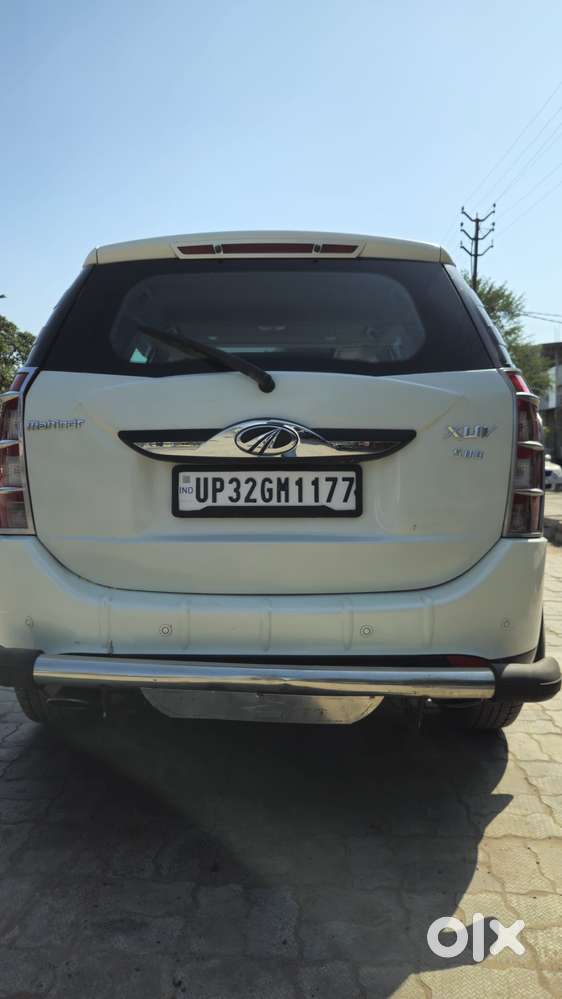 Mahindra Xuv500, 2015