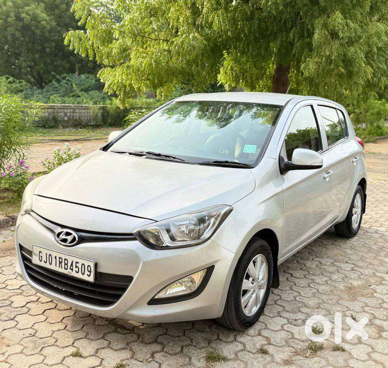 Hyundai I20 2012-2014 New Sportz At 1.4, 2013, Petrol