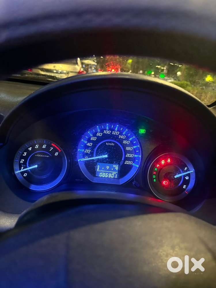 Honda City Hybrid 2013 Automatic  Sunroof