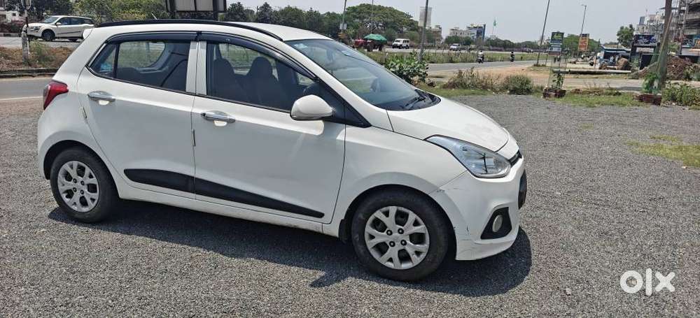 Hyundai Grand I10 2013-2016 Crdi Sportz, 2016, Diesel