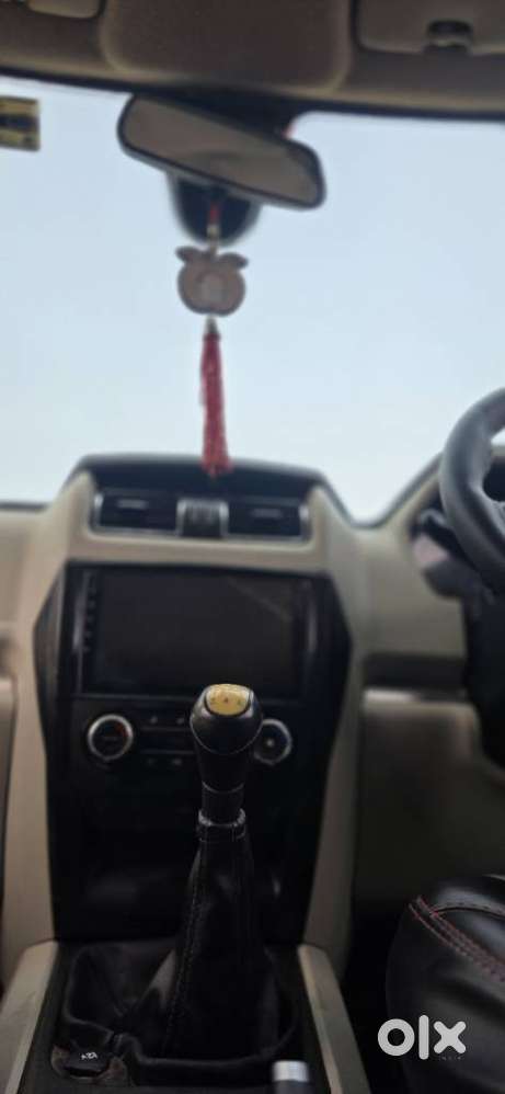 Mahindra Scorpio S10 8 Seater, 2016, Diesel