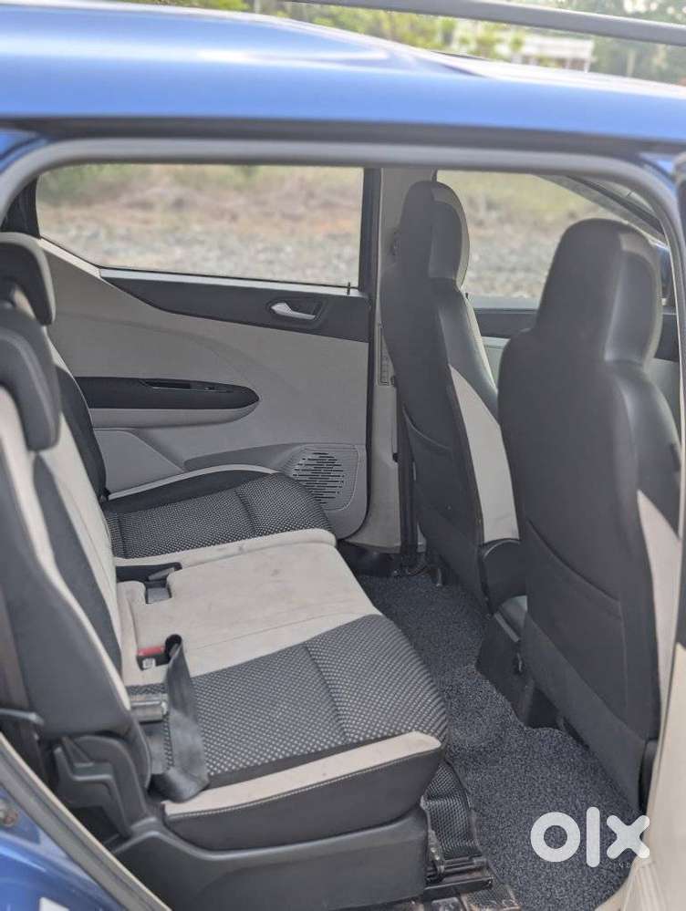 Renault Triber Rxz, 2019, Petrol