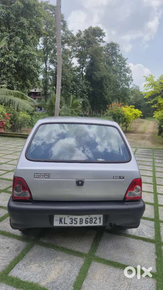 Maruti Suzuki 800 2010
