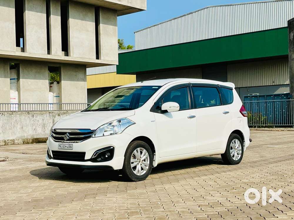 Maruti Suzuki Ertiga Zxi Plus Shvs, 2017, Petrol
