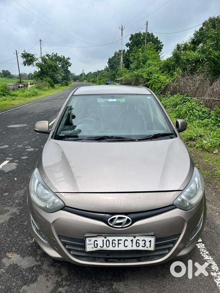 Hyundai I20 Petrol Manual 2012