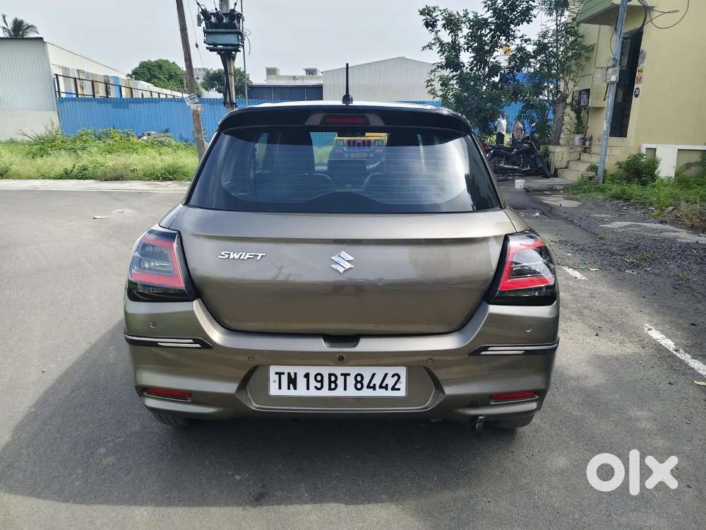 Maruti Suzuki Swift 1.2 Lxi (o), 2024, Petrol
