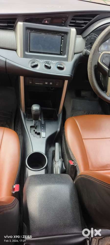 Toyota Innova Crysta 2.8 Gx At, 2016, Diesel