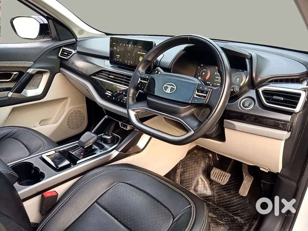 Tata Safari Pure Plus At, 2025, Diesel