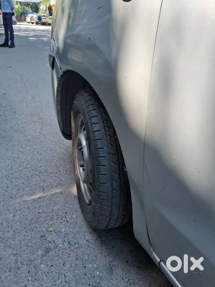 Good Condition Car, Well Maintained With Spare Tyre & Cng Kit Install