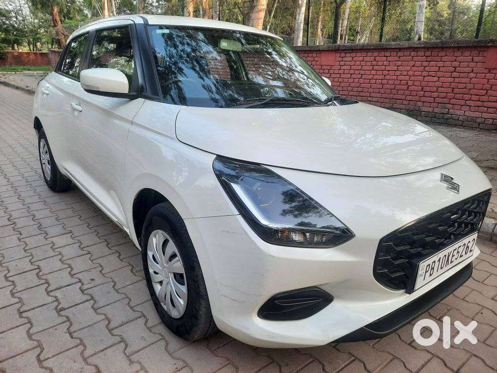 Maruti Suzuki Swift Vxi Ags, 2025, Petrol