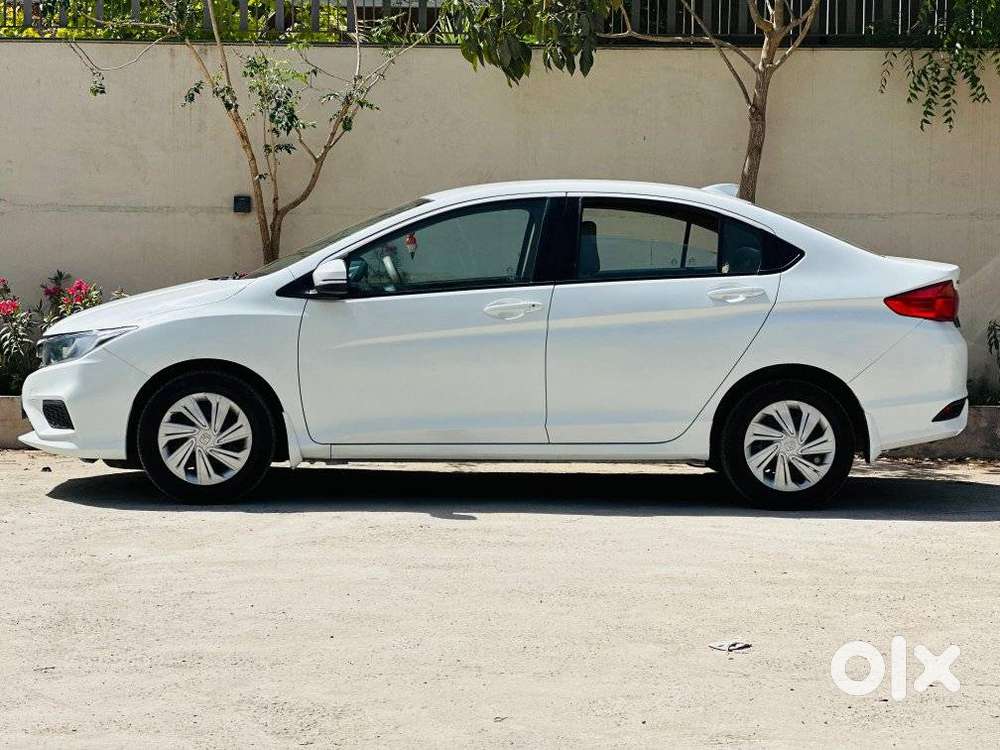 Honda City I-vtec Sv, 2017, Petrol