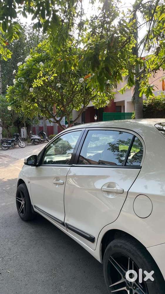Honda Amaze 2015 Diesel Well Maintained