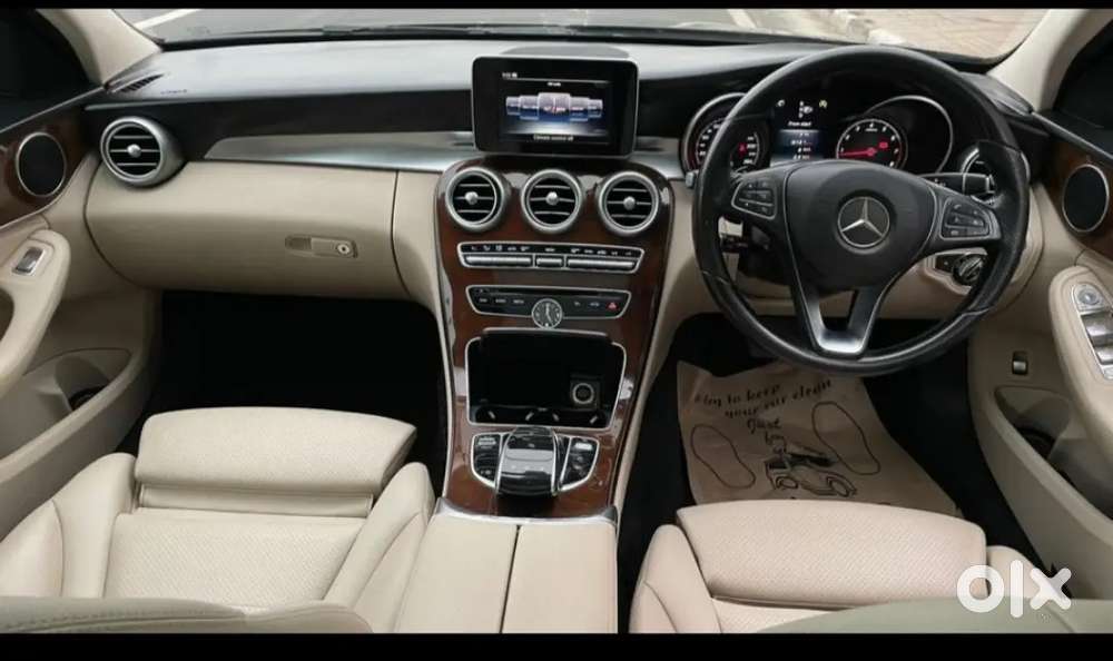 Mercedes-benz C-class 2016 Petrol 67000 Km Driven