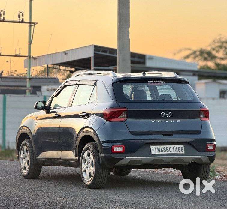Hyundai Venue, 2021, Petrol