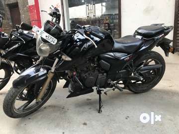 Rtr 200 deals 4v black