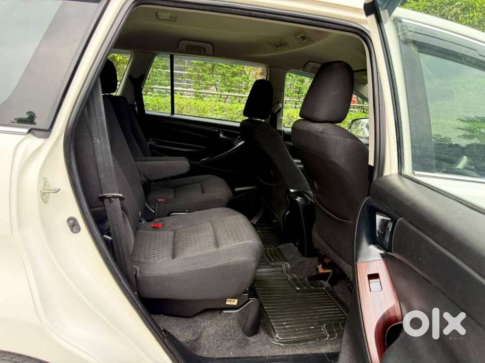 Toyota Innova Crysta [2020-ongoing] 2.4 Gx 7 Str, 2022, Diesel
