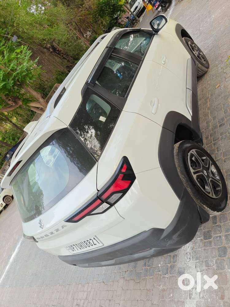 Maruti Suzuki Brezza 1.5 Lxi Smart Hybrid, 2025, Petrol