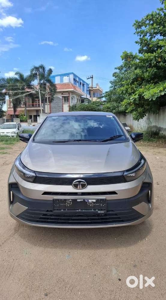 Tata Altroz, 2026, Petrol