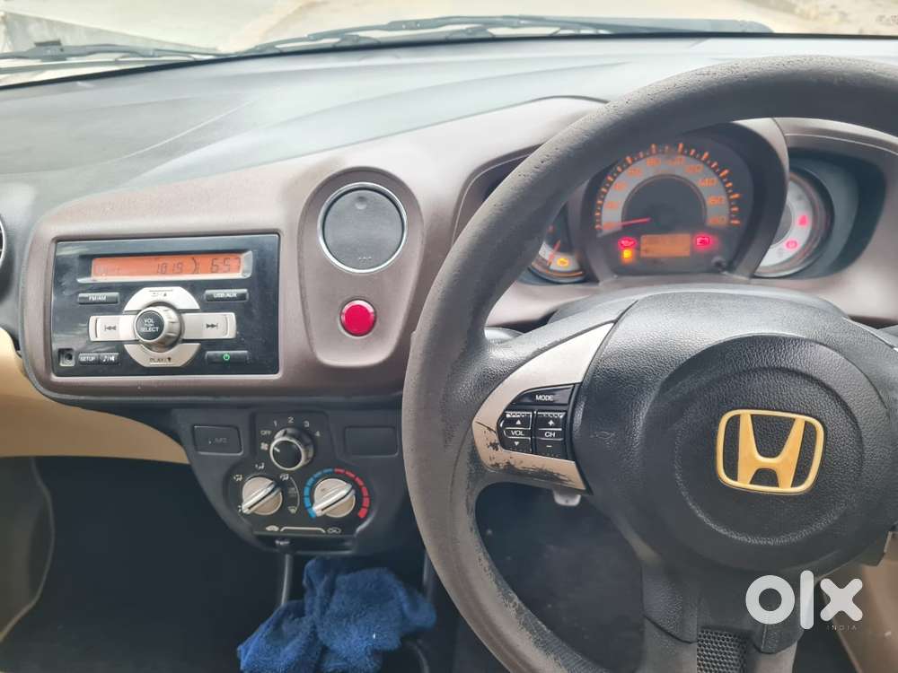 Honda Brio S (o) Mt, 2012