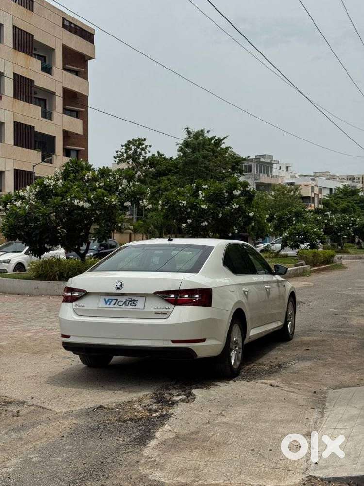 Skoda Superb Lk 1.8 Tsi At, 2016, Petrol