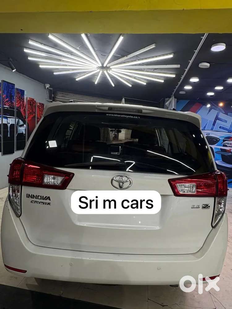 Toyota Innova Crysta 2.8 Zx At 7 Seater, 2017, Diesel