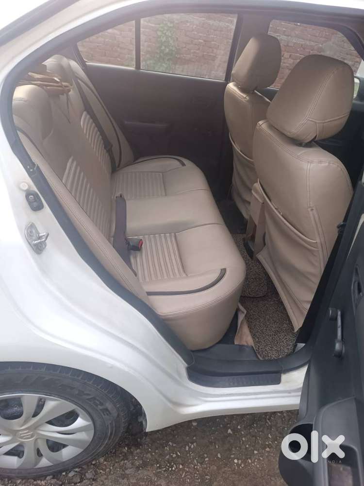 Maruti Suzuki Dzire 2010