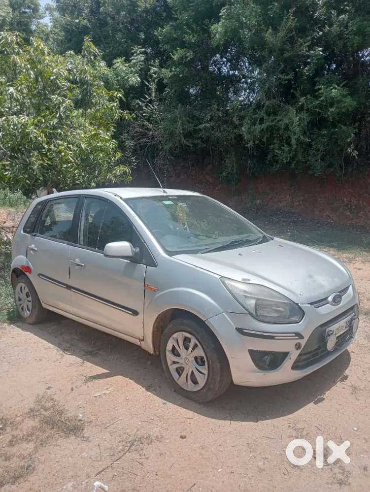 Ford Figo Titanium 2011