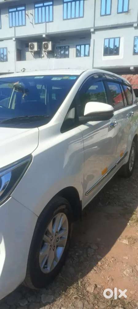 Toyota Innova Crysta 2021 Diesel 150000 Km Driven