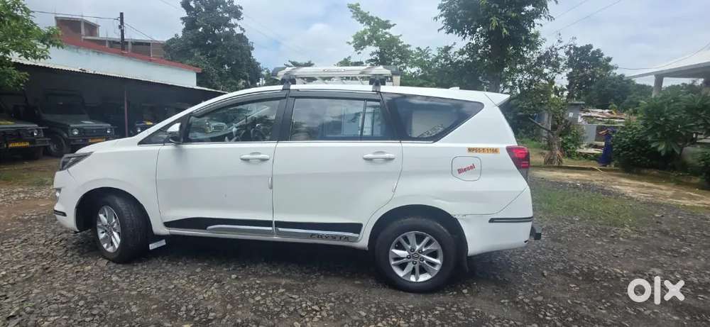 Toyota Innova Crysta 2018 Diesel Manual