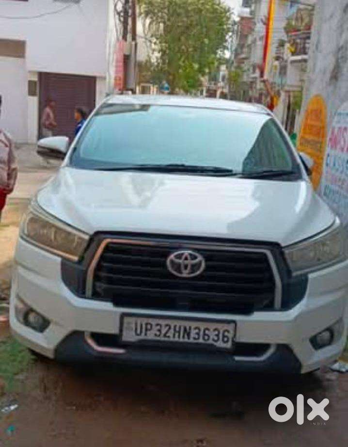 Toyota Innova Crysta 2.4 G Mt 7 Str, 2017, Diesel
