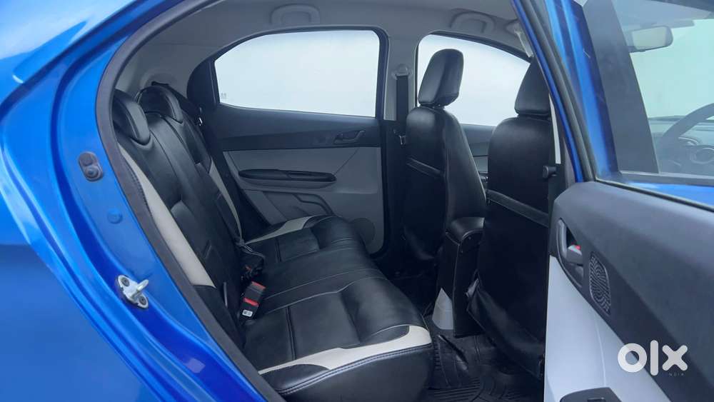 Tata Tiago 1.2 Revotron Xt Option, 2024, Petrol