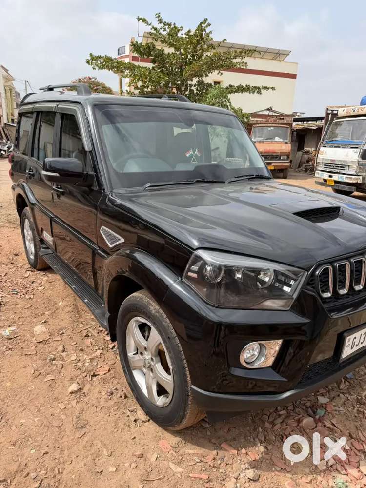 Mahindra Scorpio Classic 2.2 2020 Diesel Manual