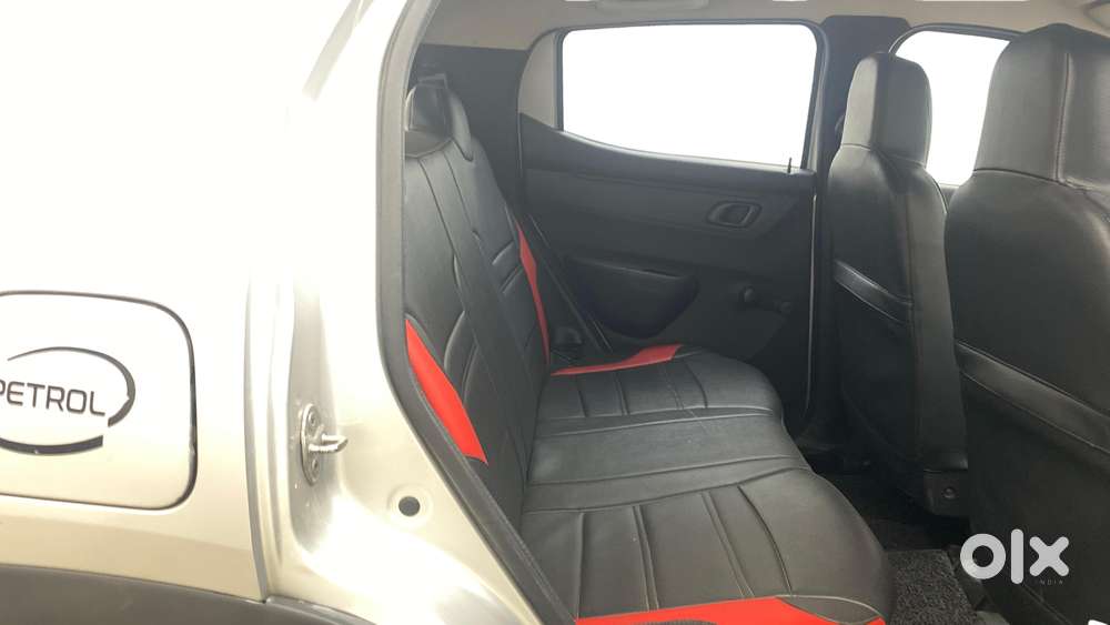 Renault Kwid 2015-2019 1.0 Rxt Amt, 2017, Petrol