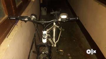 Cycle ke stand deals