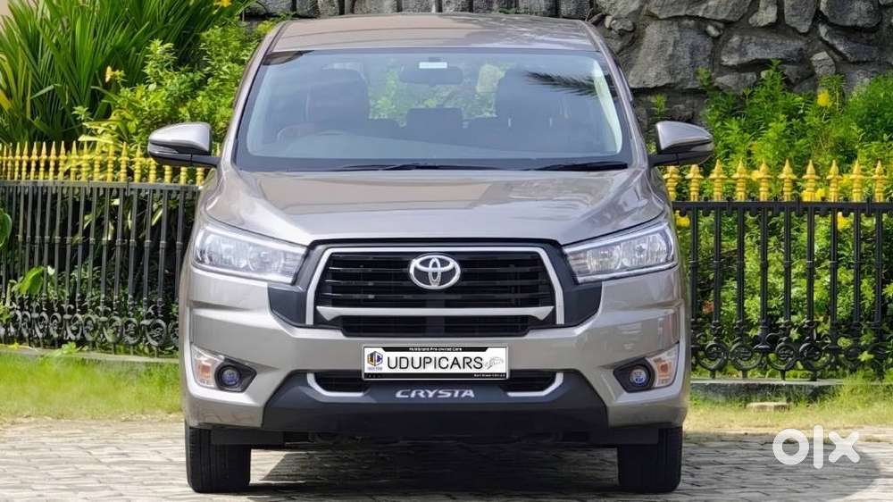 Toyota Innova Crysta [2020-ongoing] 2.7 Gx Mt 8 Str, 2025, Diesel