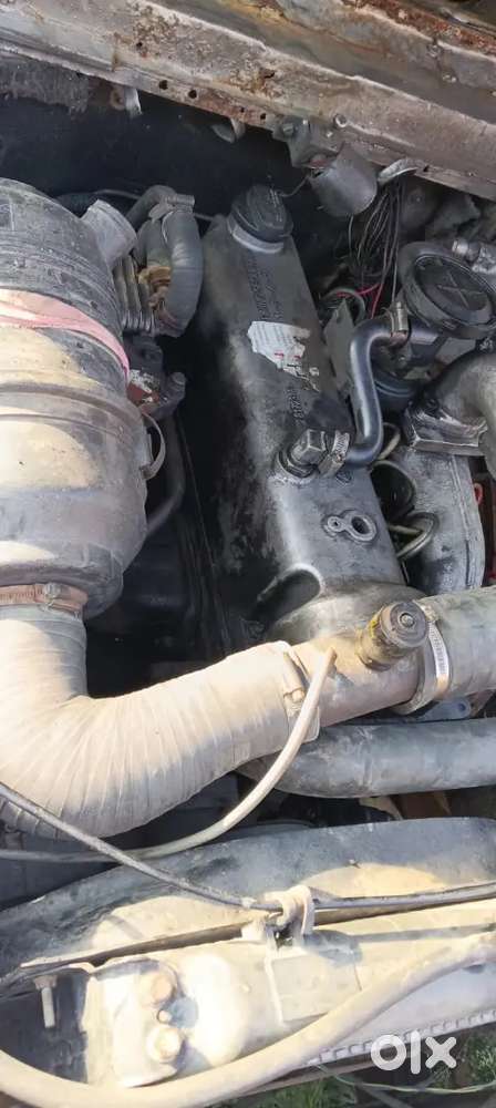 Force Cruiser 14 Seater Diesel Gadi