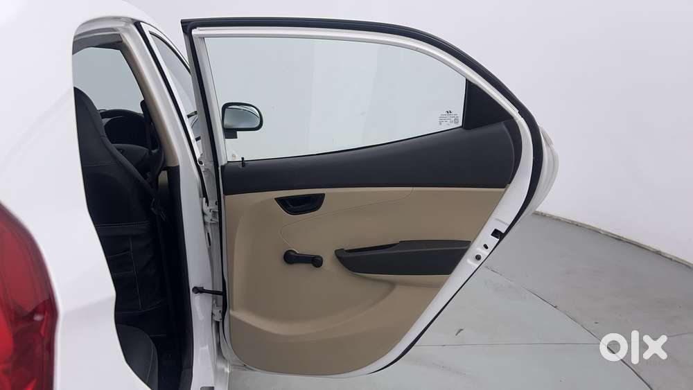 Hyundai Eon Era +, 2017, Petrol