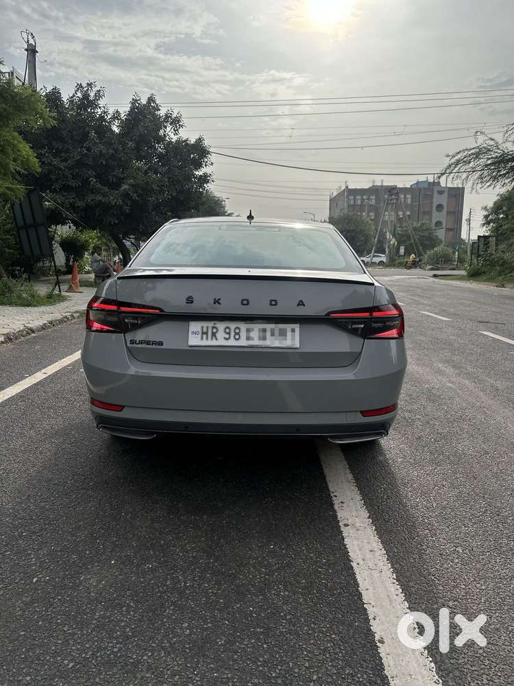 Skoda Superb Sportline 1.8 Tsi At, 2021, Petrol
