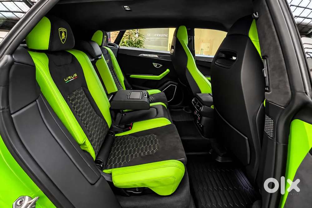 Lamborghini Urus, 2022, Petrol