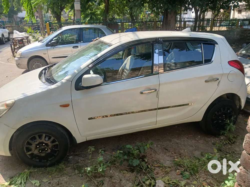 Hyundai I20 2011 Diesel 98000 Km Driven