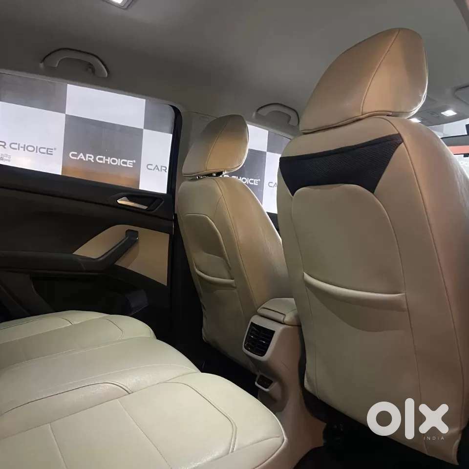 Volkswagen Taigun 1.0 Tsi Highline At, 2022, Petrol