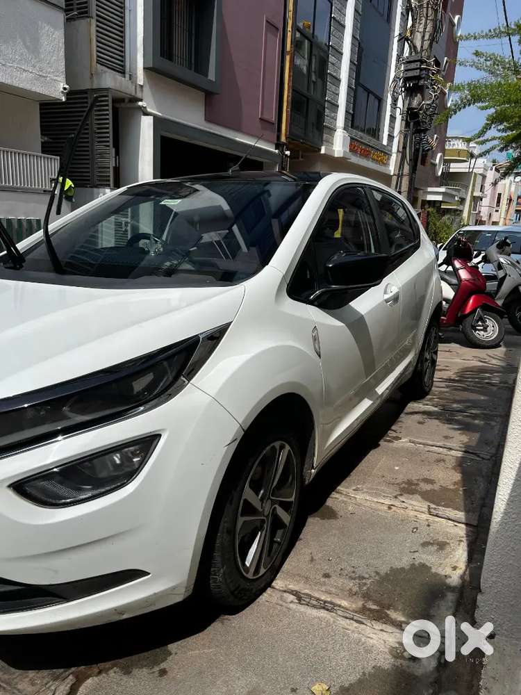 Tata Altroz Zx+ (o) Diesel Manual