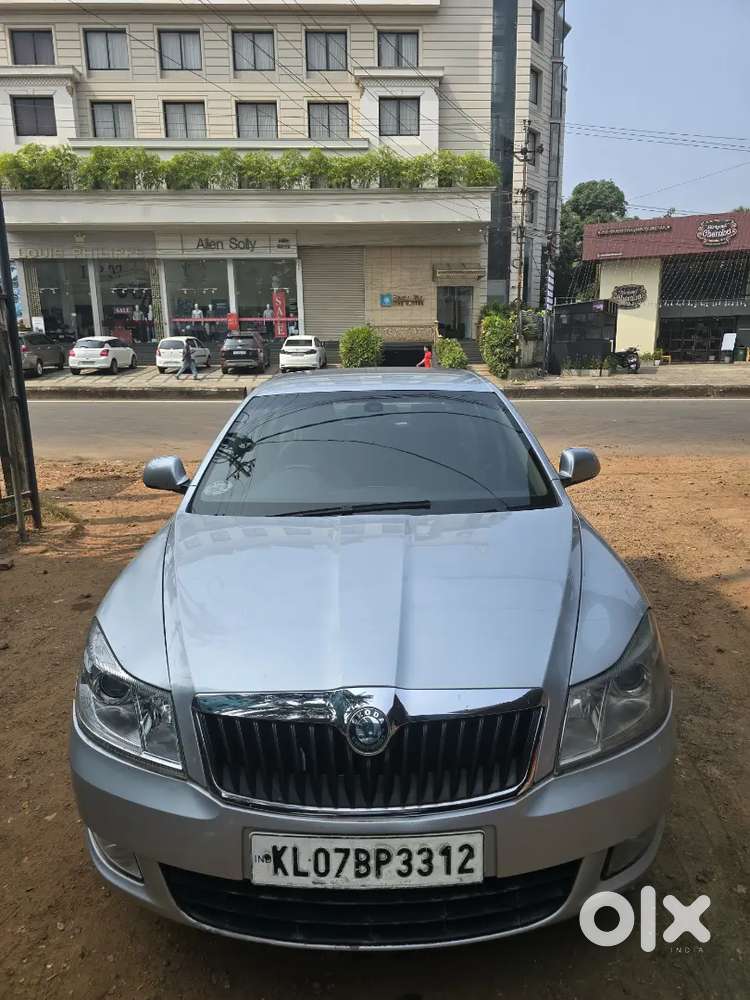 Skoda Laura 2010 Diesel 207000 Km Driven