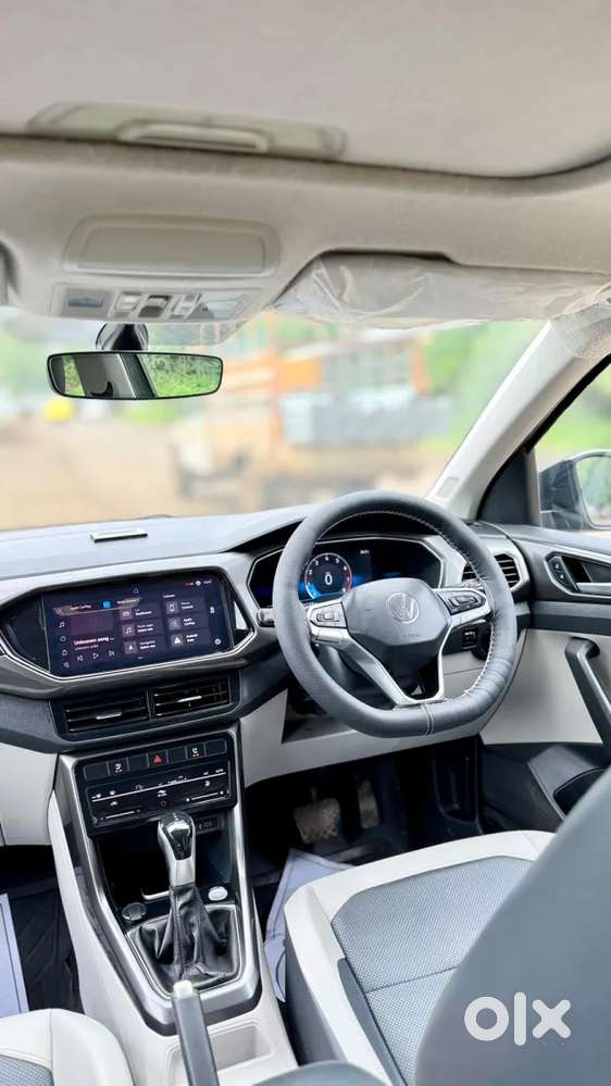 Volkswagen Taigun 1.0 Tsi Topline At, 2022, Petrol