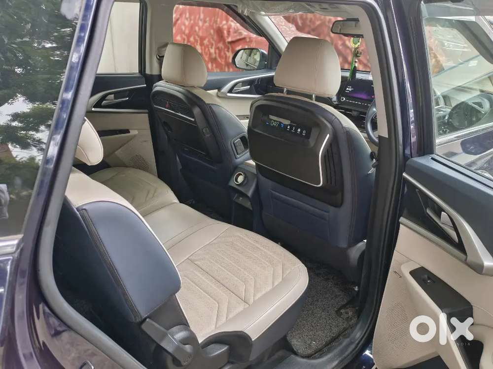 Kia Carens Luxury Plus 2024